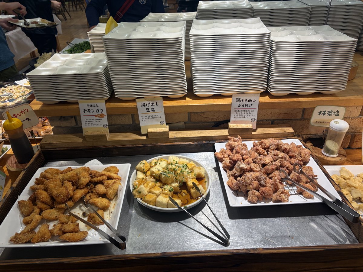 ちこり村 ビュッフェ 恵那とりのチキンカツと揚げ物コーナー