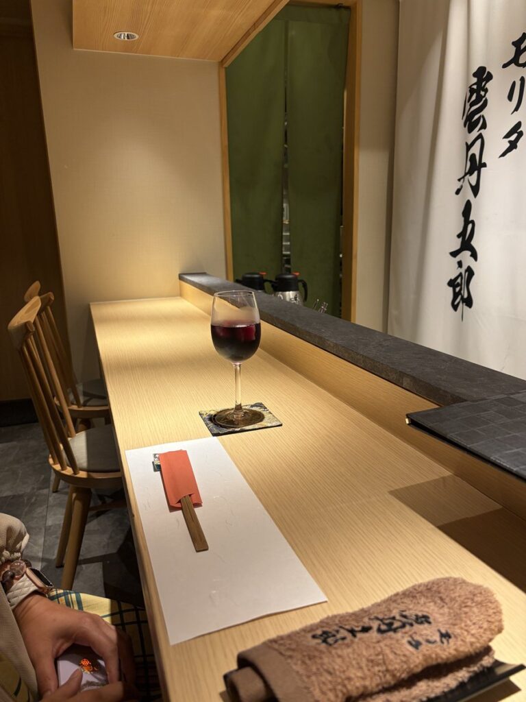 モリタ雲丹五郎 カウンター席