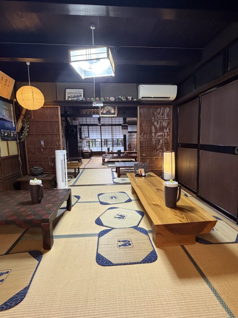熊川宿まる志んの町家を生かした座敷席
